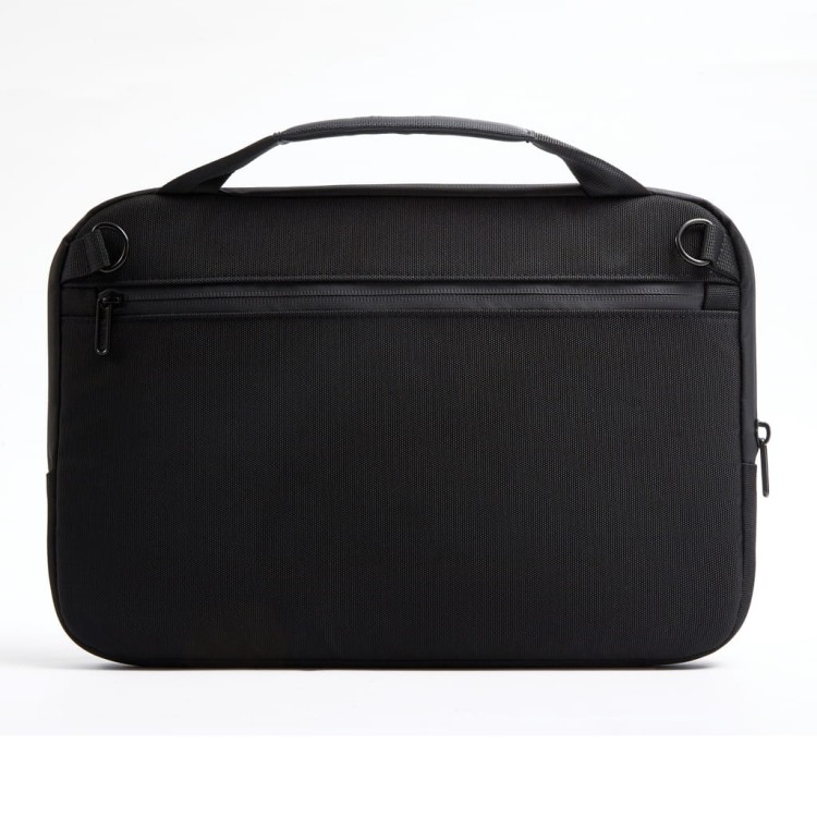 biznesowa-torba-na-laptopa-16-cali-xd-design-executive-czarna-pelcy.webp