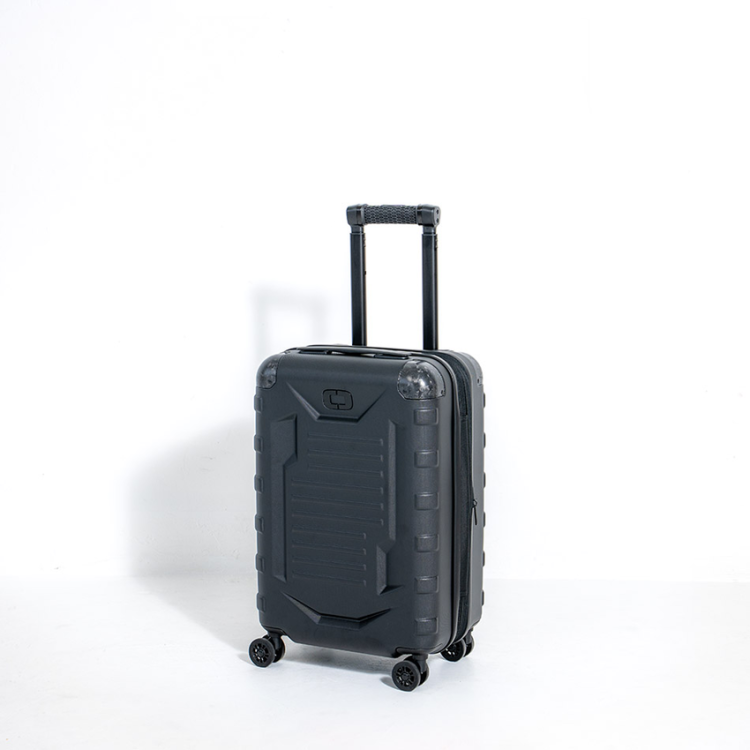 walizka-kabinowa-ogio-renegade-vault-carry-on-carbon-skos-prawy.webp
