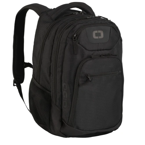 plecak-na-laptopa-17-ogio-excelsior-czarny-40l.webp