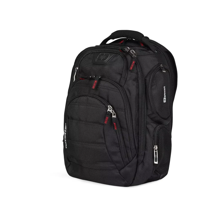 plecak-ogio-gambit-czarny-lewa-strona.webp
