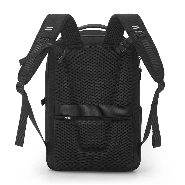 Plecak_Bizz_Backpack_Tyl_Czarny.webp