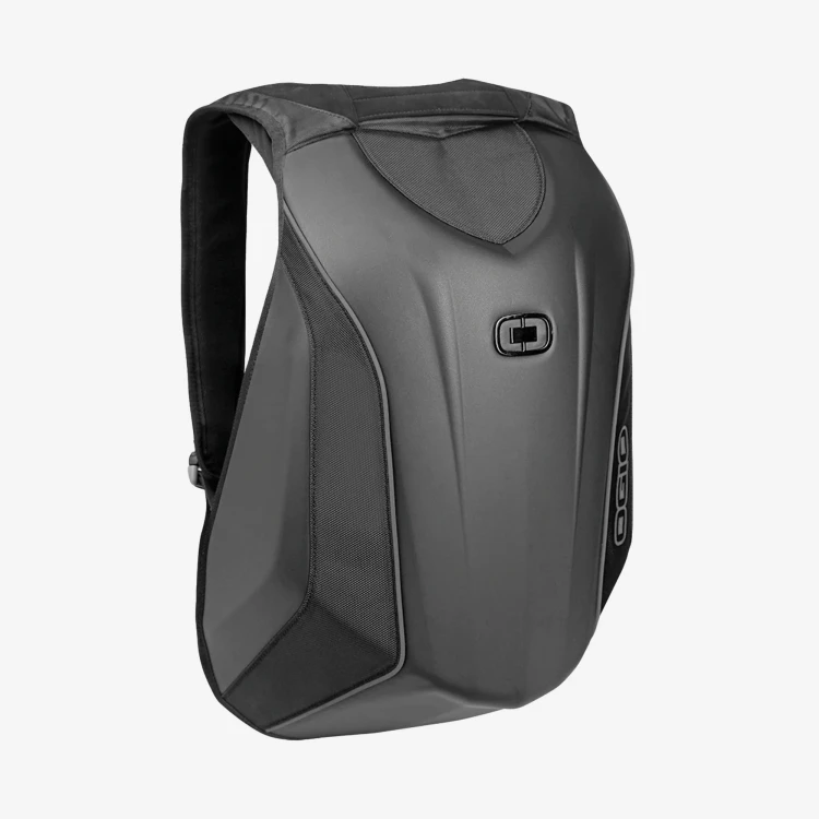 plecak-motocyklowy-ogio-no-drag-mach-3-czarny-front.webp