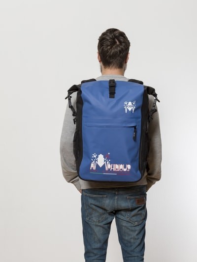 overland-blue-blu-still-back_1.jpg