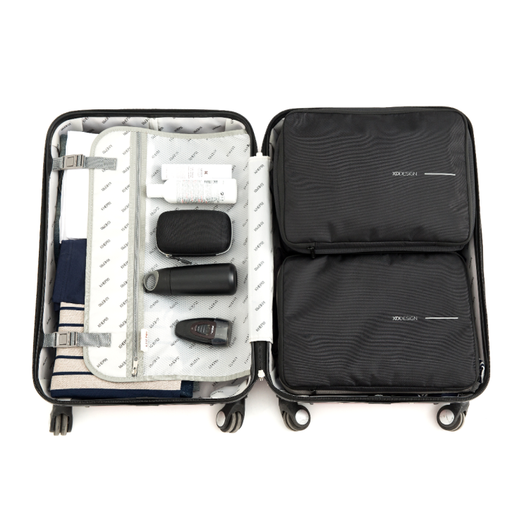 czarny-organizer-kompresyjny-xd-design-compressible-travel-cube.webp