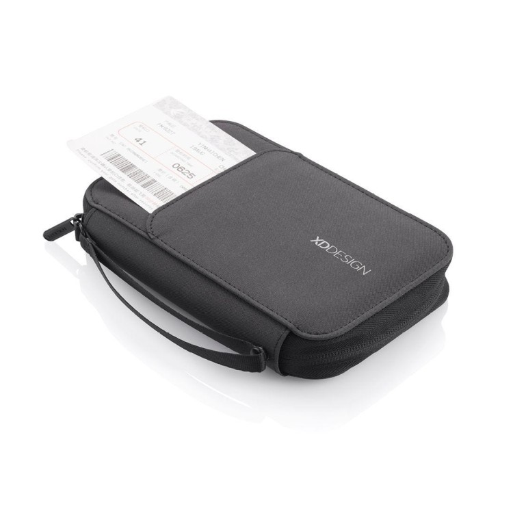 etui-na-paszport-xd-design-passport-holder-czarne-rfid.webp