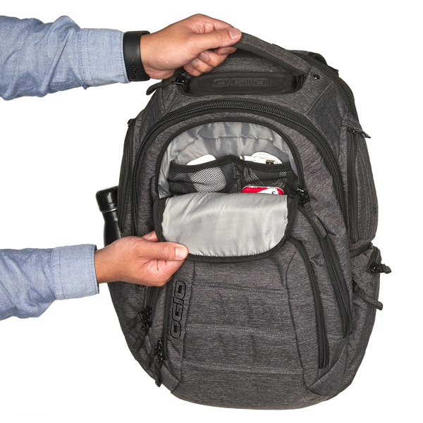 plecak-biznesowy-ogio-renegade-rss-front-mala-kieszen.webp